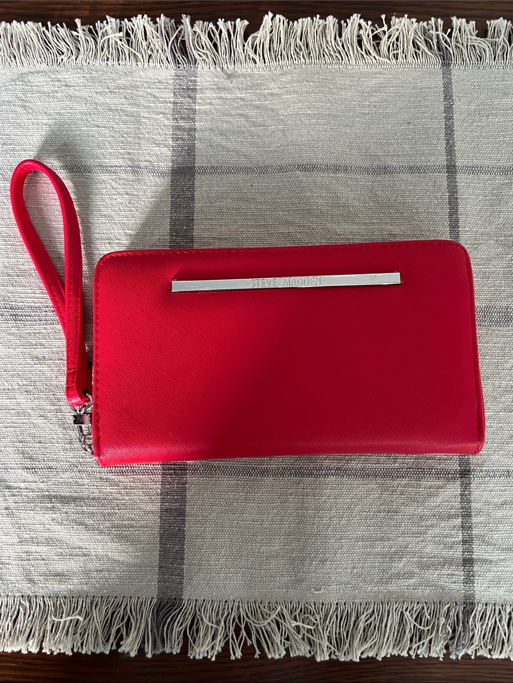 Steve Madden Bzippy Wristlet Wallet